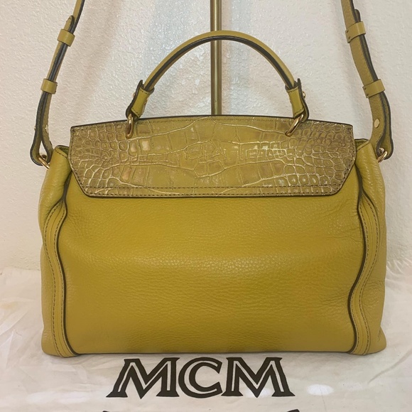 MCM Green Handbag/Crossbody Bag Authentic - Picture 3 of 8